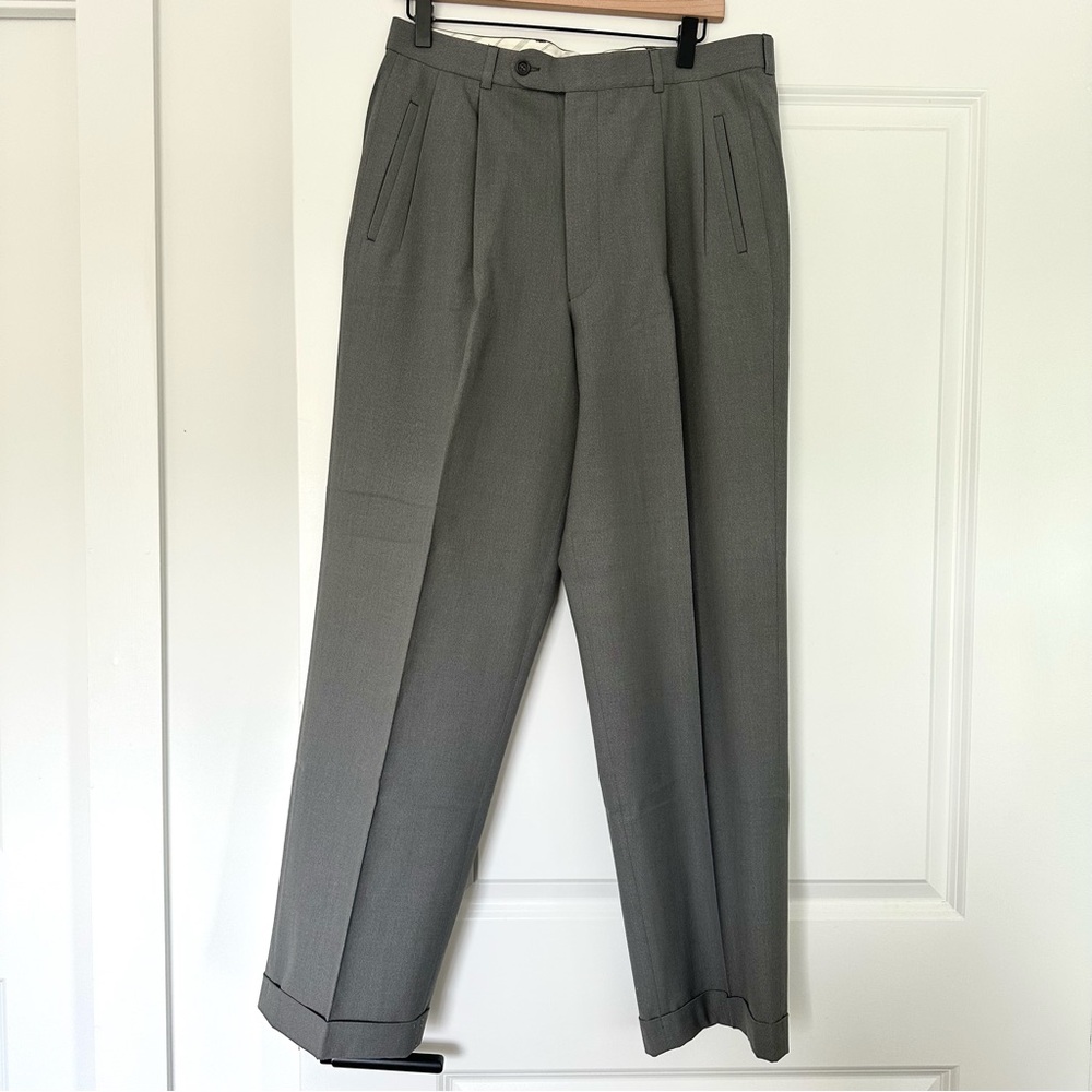 Saks Fifth Avenue (34) Gray Wool Blend Pleated Front Elevated Men’s Trouser Pant